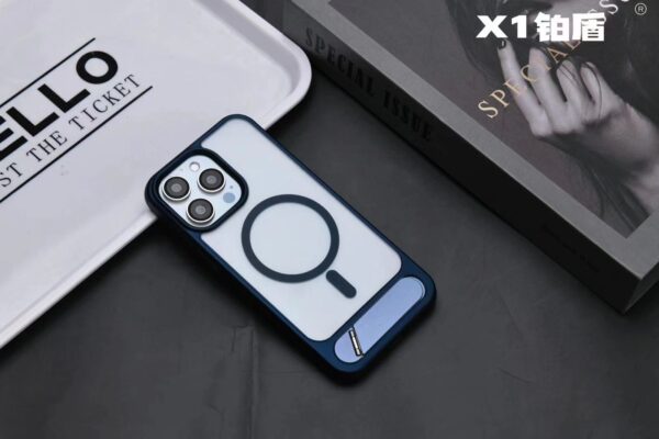 Sleek Metal Design - Image 2