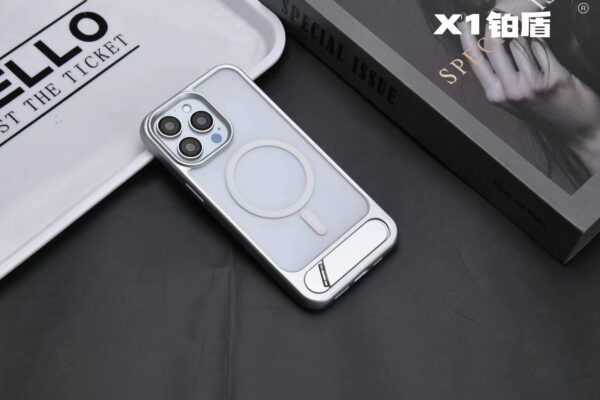 Sleek Metal Design - Image 3