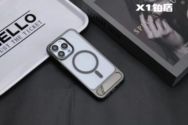 Sleek Metal Design - Image 4